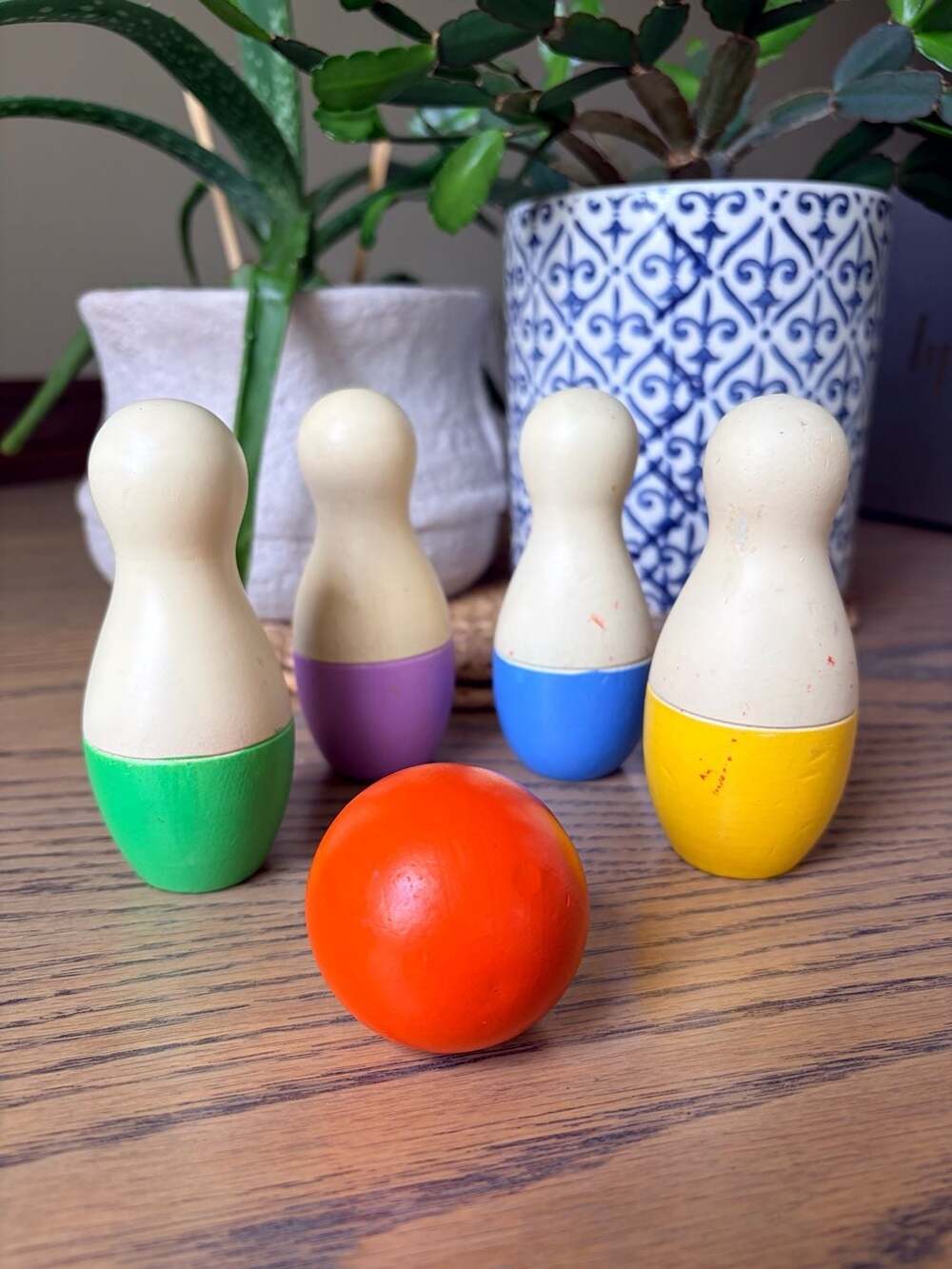 Vintage Wooden Peg Skittles Bowling Game Toy with Colored Pins and Ball